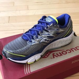 BRAND NEW Saucony sneakers